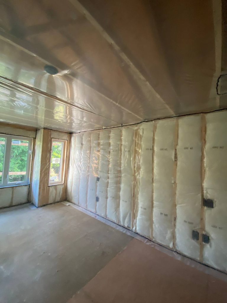 Insulation home in Vancouver by monolith housing